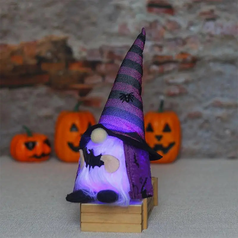 Halloween LED Gnome Decoration – Light-Up Witch Plush Doll with Hat & Pumpkin (Orange/Purple/Black)